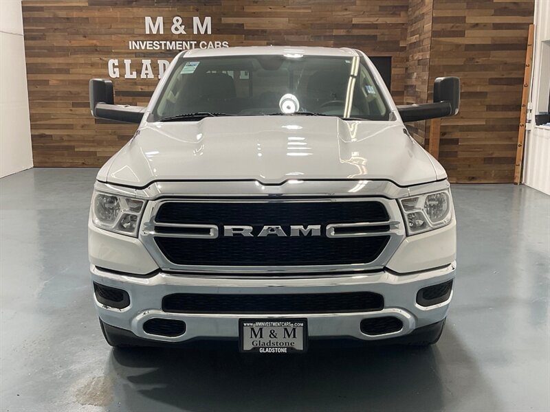 2019 RAM 1500 Tradesman Crew Cab 4X4 / 5.7L V8 Hemi / LOCAL  / ZERO RUST / Backup Camera / Trailer Brake Controller / Power Sliding Rear window - Photo 5 - Gladstone, OR 97027