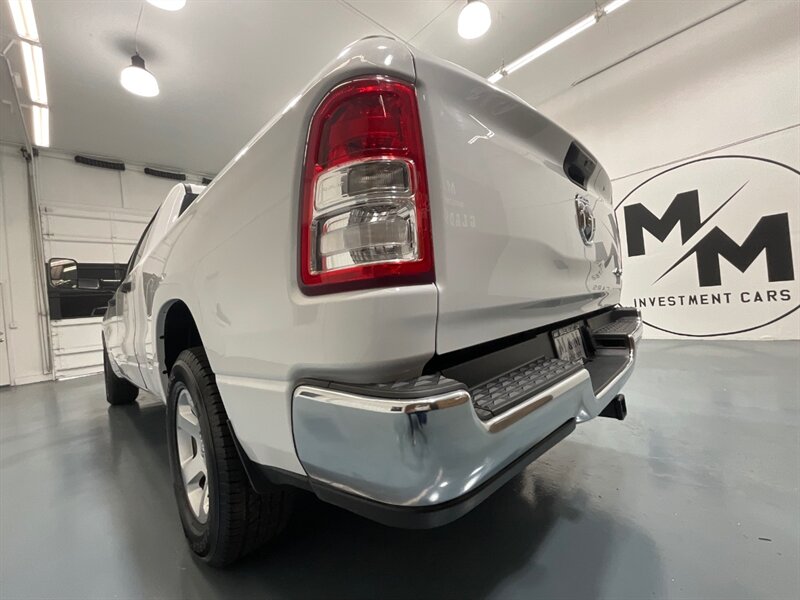 2019 RAM 1500 Tradesman Crew Cab 4X4 / 5.7L V8 Hemi / LOCAL  / ZERO RUST / Backup Camera / Trailer Brake Controller / Power Sliding Rear window - Photo 54 - Gladstone, OR 97027