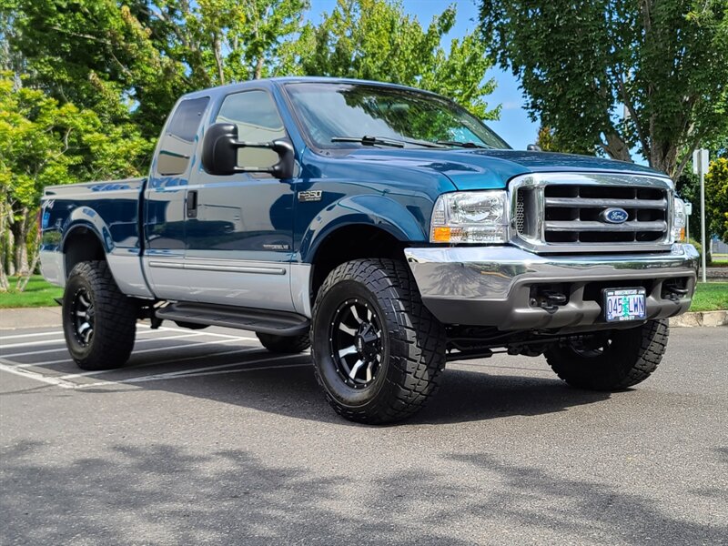 2000 Ford F-350 4X4 / 1-TON / 7.3 L DIESEL / 6 SPEED MANUAL  / Super Duty / Powerstroke Turbo / 1-OWNER - Photo 2 - Portland, OR 97217