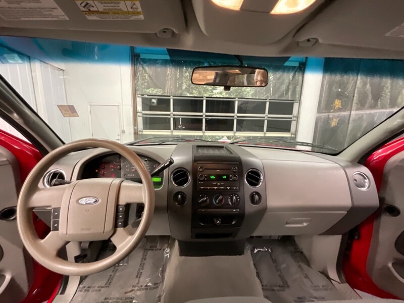 2007 Ford F-150 XLT Crew Cab 4X4 / 5.4L V8 / LIFTED  33 " TOYO OPEN COUNTRY TIRES & 18 " BLACK WHEELS / LOCAL OREGON TRUCK / RUST FREE / 101,000 MILES - Photo 17 - Gladstone, OR 97027