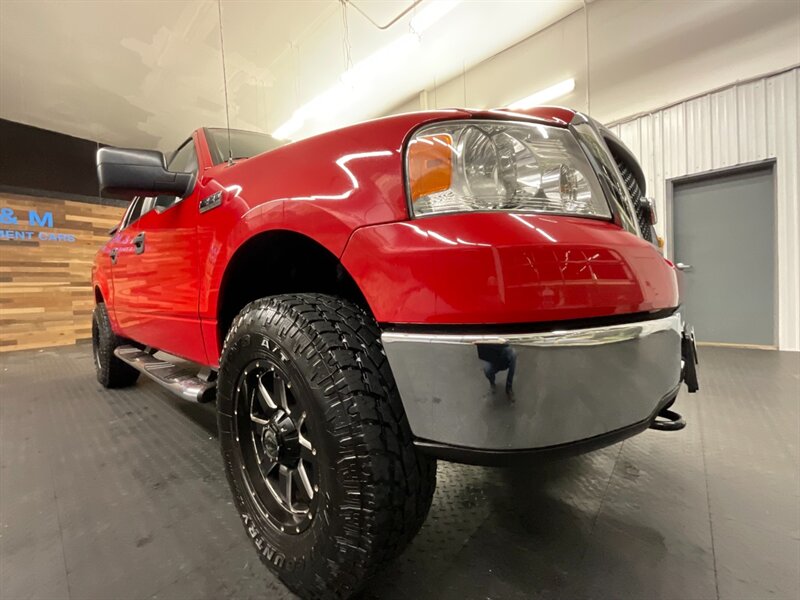 2007 Ford F-150 XLT Crew Cab 4X4 / 5.4L V8 / LIFTED  33 " TOYO OPEN COUNTRY TIRES & 18 " BLACK WHEELS / LOCAL OREGON TRUCK / RUST FREE / 101,000 MILES - Photo 10 - Gladstone, OR 97027