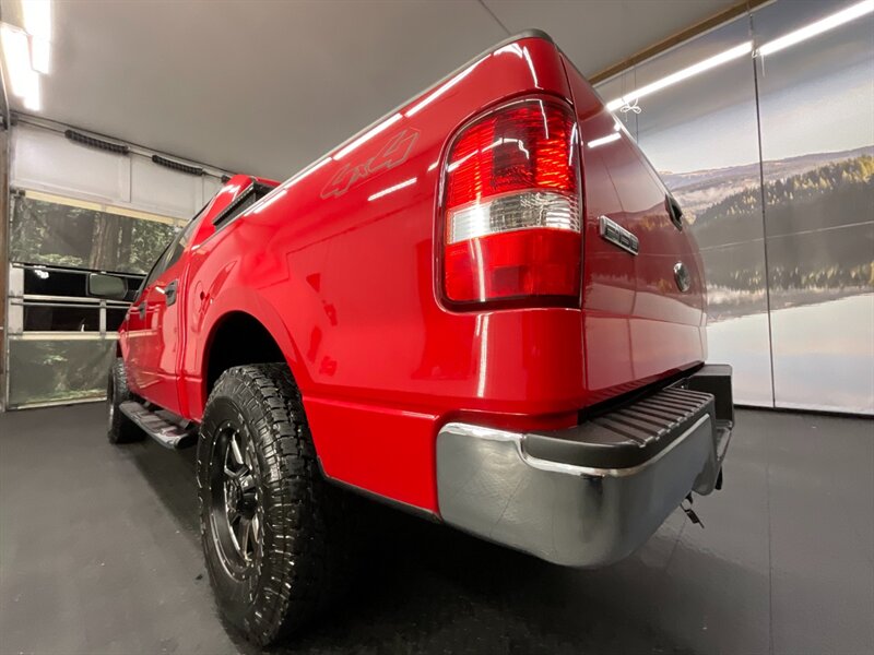 2007 Ford F-150 XLT Crew Cab 4X4 / 5.4L V8 / LIFTED  33 " TOYO OPEN COUNTRY TIRES & 18 " BLACK WHEELS / LOCAL OREGON TRUCK / RUST FREE / 101,000 MILES - Photo 11 - Gladstone, OR 97027