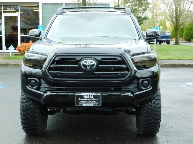 2018 Toyota Tacoma SR5 V6 Double Cab LIFTED Brand New Premium Wheels   - Photo 5 - Portland, OR 97217