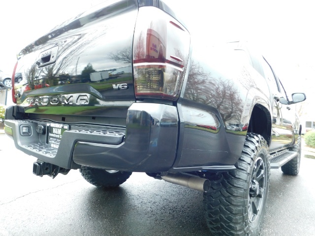 2018 Toyota Tacoma SR5 V6 Double Cab LIFTED Brand New Premium Wheels   - Photo 21 - Portland, OR 97217