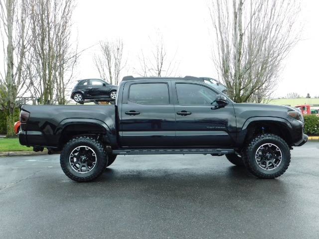 2018 Toyota Tacoma SR5 V6 Double Cab LIFTED Brand New Premium Wheels   - Photo 3 - Portland, OR 97217