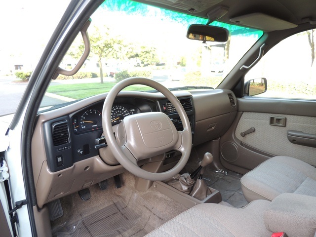 1997 Toyota Tacoma X-Cab V6 / 4X4 / 5-Speed Manual/1-OWNER/138k miles   - Photo 20 - Portland, OR 97217