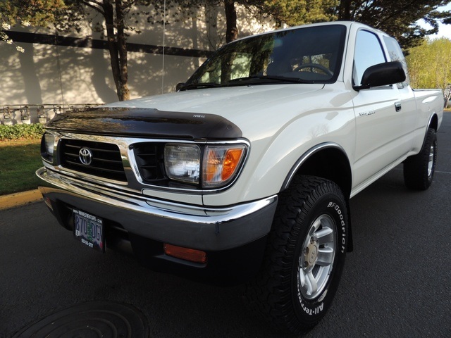 1997 Toyota Tacoma X-Cab V6 / 4X4 / 5-Speed Manual/1-OWNER/138k miles   - Photo 30 - Portland, OR 97217