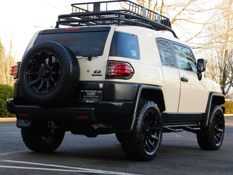 2008 Toyota FJ Cruiser 4X4 / V6 4.0L / REAR DIFFERENTIAL LOCKER /  BRUSH GUARDS / BF GOODRICH on BLACK RHINO WHEELS - Photo 8 - Portland, OR 97217