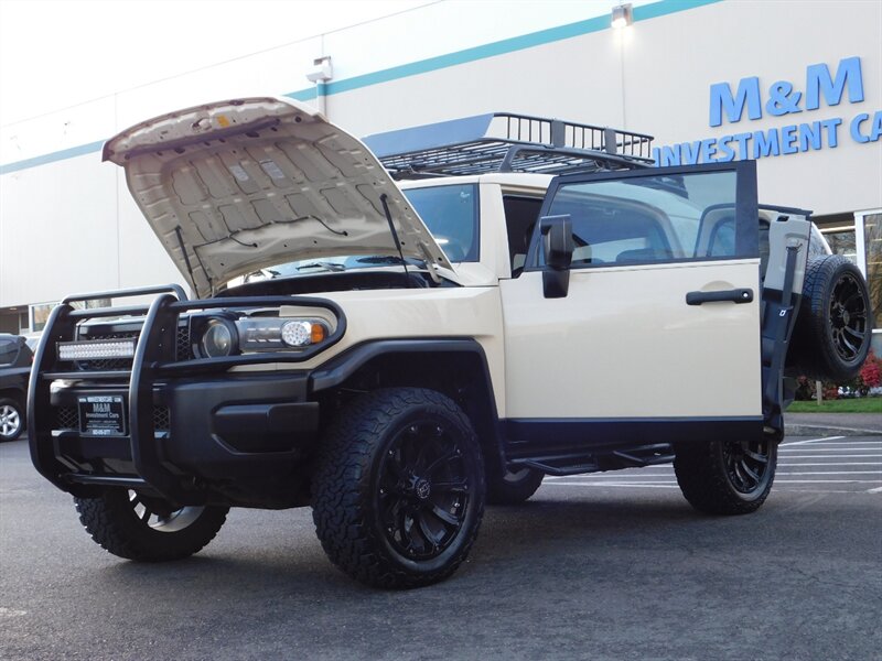 2008 Toyota FJ Cruiser 4X4 / V6 4.0L / REAR DIFFERENTIAL LOCKER /  BRUSH GUARDS / BF GOODRICH on BLACK RHINO WHEELS - Photo 25 - Portland, OR 97217