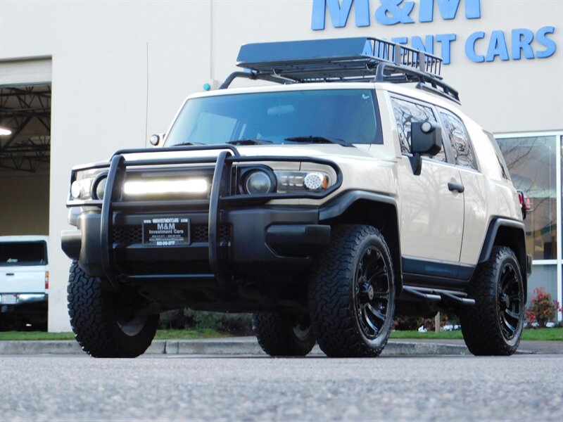 2008 Toyota FJ Cruiser 4X4 / V6 4.0L / REAR DIFFERENTIAL LOCKER /  BRUSH GUARDS / BF GOODRICH on BLACK RHINO WHEELS - Photo 41 - Portland, OR 97217