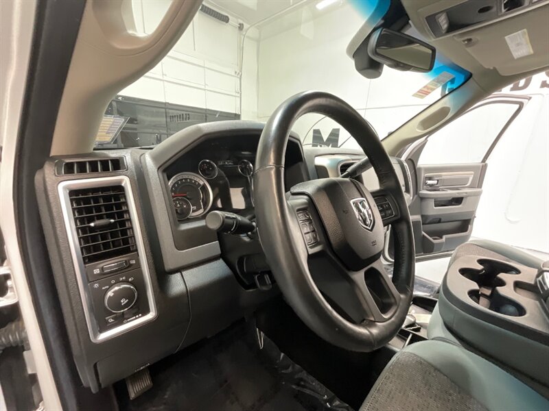 2014 RAM 3500 Big Horn Crew Cab 4X4 / 6.4L V8 HEMI / LOCAL TRUCK  / RUST FREE / Heated Seats - Photo 18 - Gladstone, OR 97027