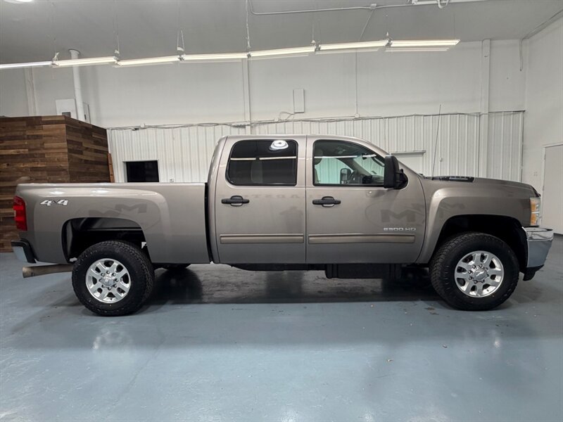 2013 Chevrolet Silverado 2500 2500HD LT 4X4 6.6L DURAMAX DIESEL /1-OWNER /BRAND NEW TIRES / ZERO RUST - Photo 4 - Gladstone, OR 97027