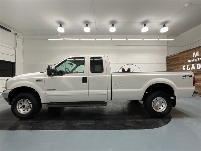 2002 Ford F-250 XLT 4X4 Off Rd / 7.3L V8 DIESEL / 112,000 MILES  / LOCAL TRUCK - Photo 3 - Gladstone, OR 97027