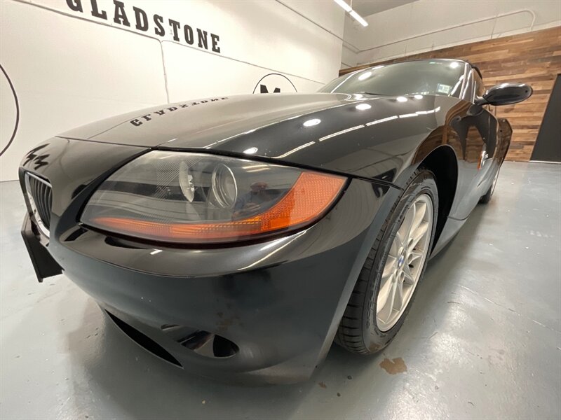 2004 BMW Z4 2.5i 2dr Roadster 6Cyl / Convertible /New Tires / Leather w. Heated Seats - Photo 46 - Gladstone, OR 97027
