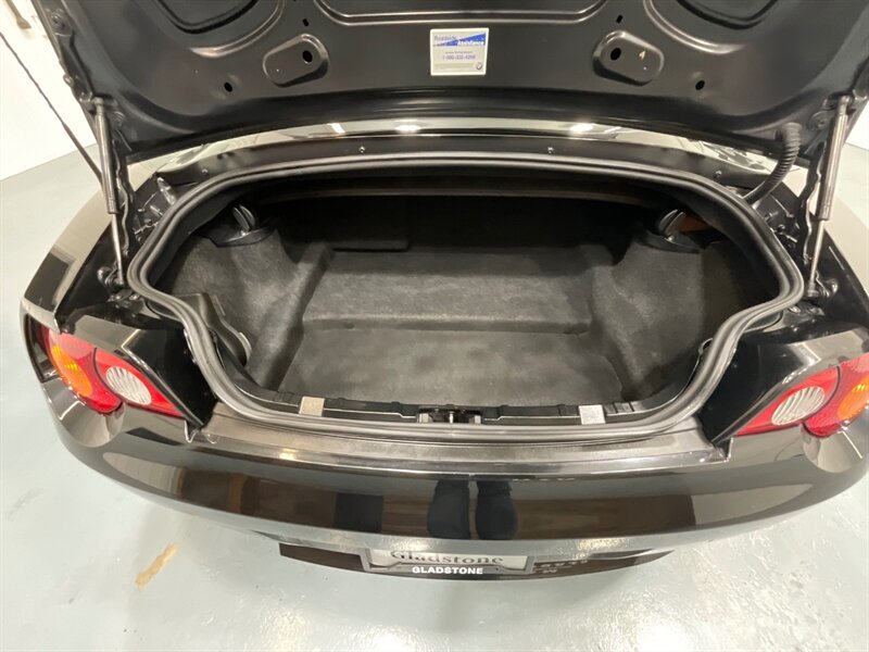 2004 BMW Z4 2.5i 2dr Roadster 6Cyl / Convertible /New Tires / Leather w. Heated Seats - Photo 30 - Gladstone, OR 97027