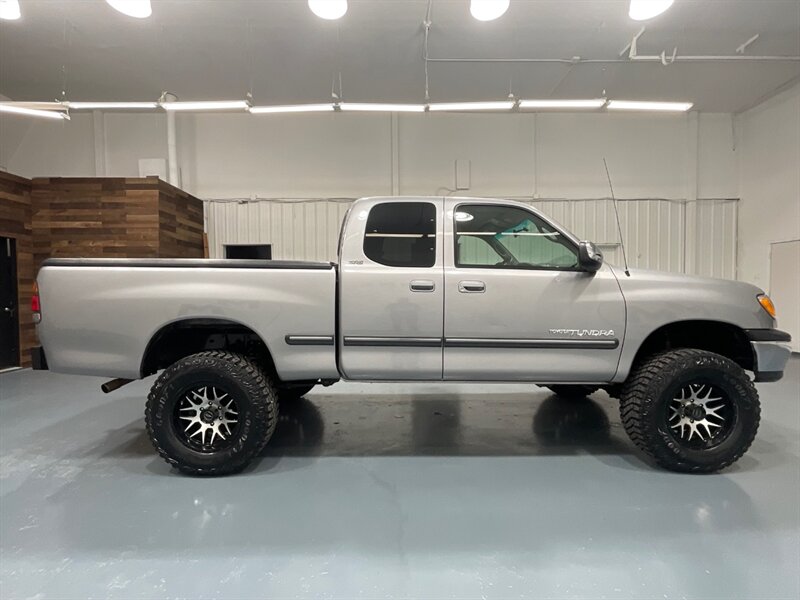 2001 Toyota Tundra SR5 4X4 / 4.7L V8 /1-OWNER/ LIFTED /77K MILES / LIFTED w. NEW WHEELS & TIRES / LOCAL TRUCK / ZERO RUST / Backup Camera/ TIMING BELT SERVICE DONE @55k MILES - Photo 4 - Gladstone, OR 97027