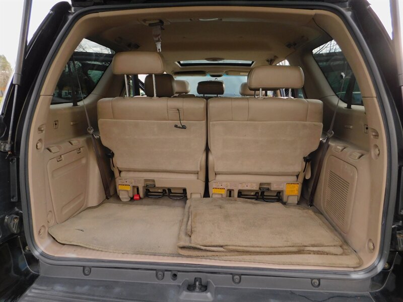 2002 Toyota Sequoia Limited 4X4 / 3RD ROW / Leather Heated Seats