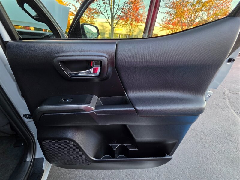 2020 Toyota Tacoma 4X4 TRD OFF ROAD CRAWL CONTROL  DIFF LOCK / LIFTED  NAVi BACK-UP ADAPTIVE CRUISE LANE DEPARTURE FUEL WHEELS - Photo 46 - Portland, OR 97217