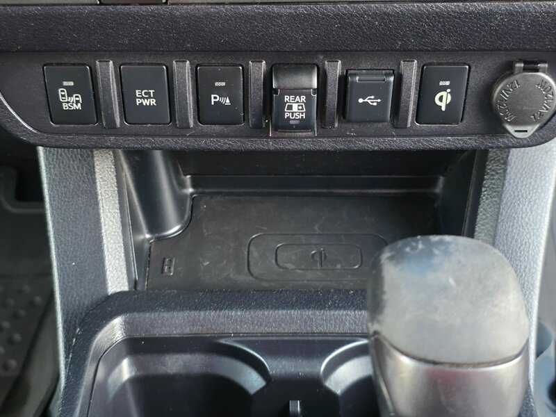 2020 Toyota Tacoma 4X4 TRD OFF ROAD CRAWL CONTROL  DIFF LOCK / LIFTED  NAVi BACK-UP ADAPTIVE CRUISE LANE DEPARTURE FUEL WHEELS - Photo 36 - Portland, OR 97217