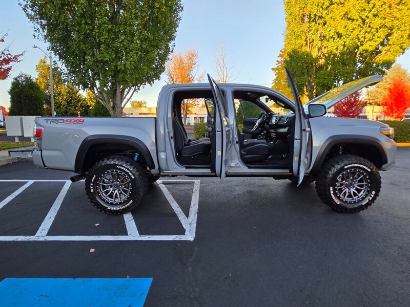 2020 Toyota Tacoma 4X4 TRD OFF ROAD CRAWL CONTROL  DIFF LOCK / LIFTED  NAVi BACK-UP ADAPTIVE CRUISE LANE DEPARTURE FUEL WHEELS - Photo 24 - Portland, OR 97217
