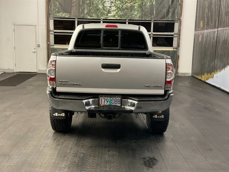 2006 Toyota Tacoma V6 Double Cab SR5 4X4 TRD OFF RD/ 6-SPEED /LIFTED  CUSTOM BUMPER w/ WINCH / 6-SPEED / REAR DIFF LOCKS - Photo 6 - Gladstone, OR 97027