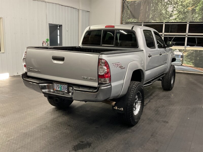 2006 Toyota Tacoma V6 Double Cab SR5 4X4 TRD OFF RD/ 6-SPEED /LIFTED  CUSTOM BUMPER w/ WINCH / 6-SPEED / REAR DIFF LOCKS - Photo 24 - Gladstone, OR 97027