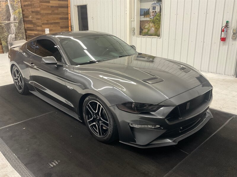 2020 Ford Mustang GT Coupe / 5.0L V8 / 10-Speed Automatic / 1-OWNER  / Excel Cond / 34K MILES - Photo 2 - Gladstone, OR 97027