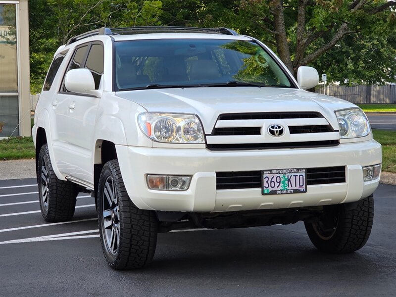 2005 Toyota 4Runner Limited Edition 4X4 / DIFF LOCK / BACK CAM  / HEATED LEATHER / BRAND NEW TIRES / FULLY LOADED - Photo 2 - Portland, OR 97217