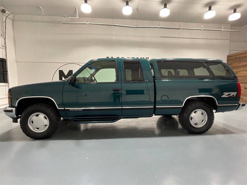 1996 Gmc Sierra 1500 SLE photo 2