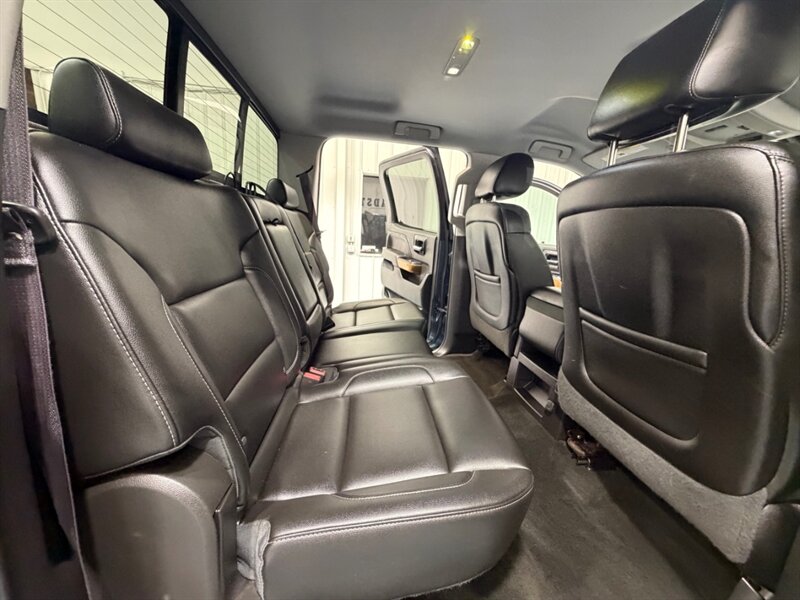 2014 Chevrolet Silverado 1500 LTZ Crew Cab 4X4 5.3L V8 / 1-OWNER / 49,000 MILES /Leather w. Heated Seats / Backup Cam / NEW TIRES /ZERO RUST - Photo 14 - Gladstone, OR 97027