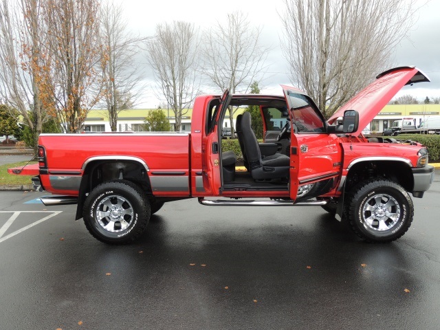 2000 Dodge Ram 2500 4X4 / 5.9L CUMMINS DIESEL  / CUSTOM BUILT / LIFTED   - Photo 18 - Portland, OR 97217