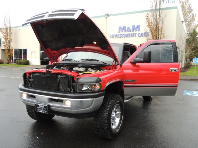 2000 Dodge Ram 2500 4X4 / 5.9L CUMMINS DIESEL  / CUSTOM BUILT / LIFTED   - Photo 13 - Portland, OR 97217