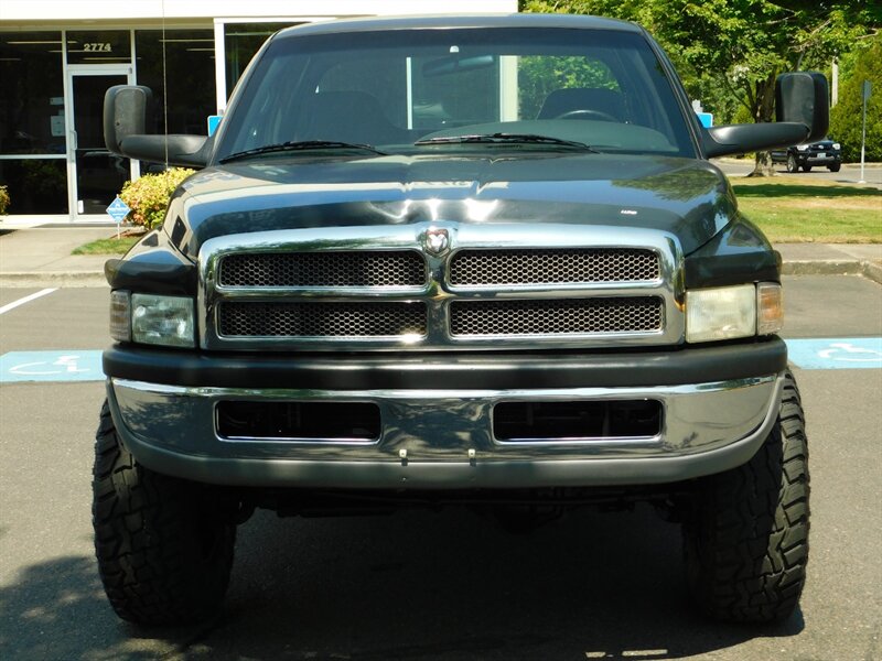 2002 Dodge Ram 2500 4X4 5.9L CUMMINS DIESEL / 5-SPEED MANUAL / LIFTED   - Photo 5 - Portland, OR 97217