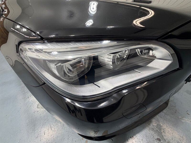2015 BMW 7 Series 750Li 4.4L V8 TwinTurbo / 56,000 MILES / Rear DVD Player / Leather / Navigation - Photo 27 - Gladstone, OR 97027