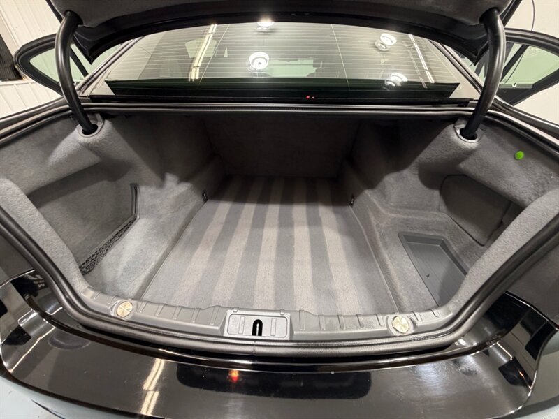 2015 BMW 7 Series 750Li 4.4L V8 TwinTurbo / 56,000 MILES / Rear DVD Player / Leather / Navigation - Photo 30 - Gladstone, OR 97027