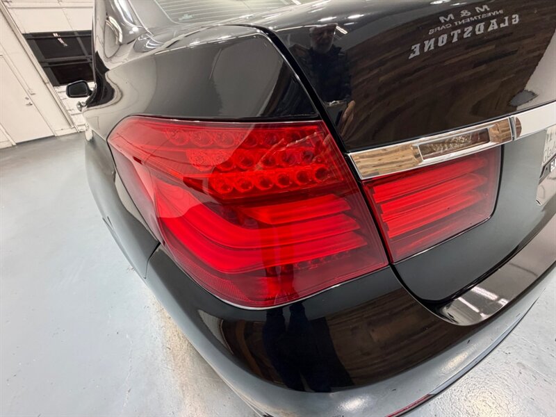 2015 BMW 7 Series 750Li 4.4L V8 TwinTurbo / 56,000 MILES / Rear DVD Player / Leather / Navigation - Photo 28 - Gladstone, OR 97027