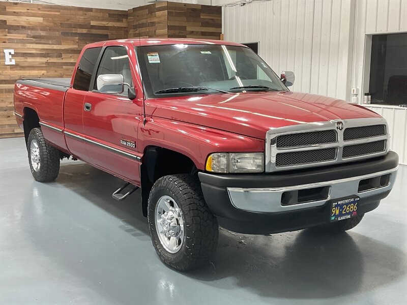 1997 Dodge Ram 2500 Laramie SLT 4X4 / 5.9L DIESEL 12-VALVE / 5-SPEED  / ZERO RUST - Photo 59 - Gladstone, OR 97027