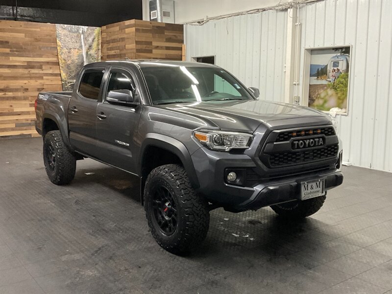 2017 Toyota Tacoma TRD Off-Road 4X4 / Premium & Tech Pkg / LIFTED  BRAND NEW 33 " BF GOODRICH TIRES & TRD WHEELS / Navigation / Sunroof / LOCAL TRUCK / RUST FREE - Photo 2 - Gladstone, OR 97027