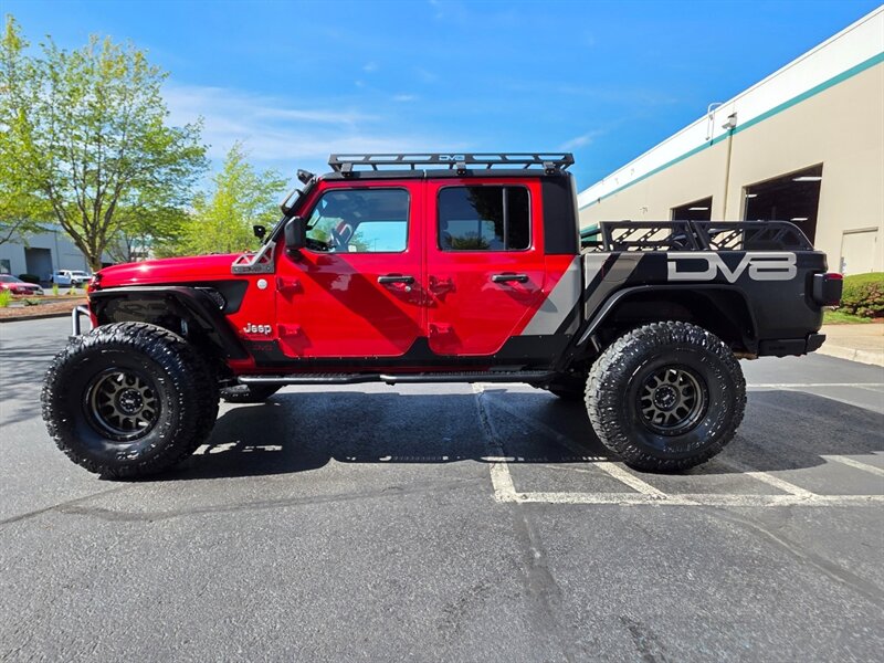 2020 Jeep Gladiator OVERLAND 4X4 DV8 OFF-ROAD UPGRADED ONE OF A KIND NEW TIRES V. LOW MILES - Photo 3 - Portland, OR 97217