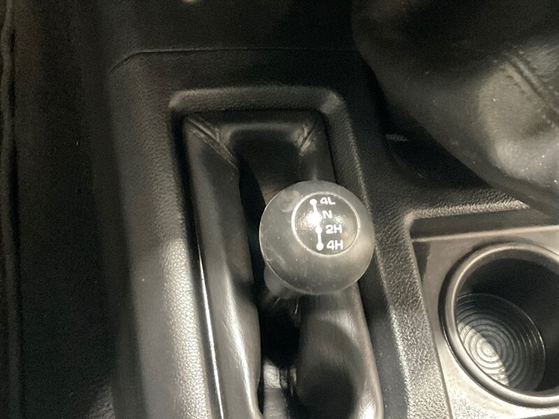 2015 RAM 2500 Tradesman 4X4 6-SPEED MANUAL / 6.7L CUMMINS DIESEL / NEW WHEELS & TIRES / REGULAR CAB / ZERO RUST - Photo 18 - Gladstone, OR 97027