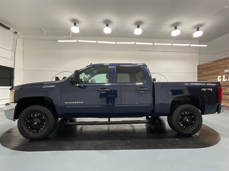 2012 Chevrolet Silverado 1500 LT Crew Cab 4X4 / 5.3L V8 / Fuel Wheels  / Excel Cond - Photo 3 - Gladstone, OR 97027