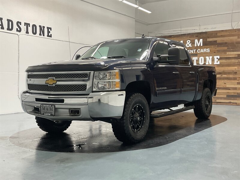 2012 Chevrolet Silverado 1500 LT Crew Cab 4X4 / 5.3L V8 / Fuel Wheels  / Excel Cond - Photo 1 - Gladstone, OR 97027