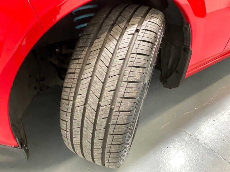 2006 Mazda MX-5 Miata Grand Touring Convertible Leather seats 87K Miles / Race Line wheels & New Tires - Photo 24 - Gladstone, OR 97027