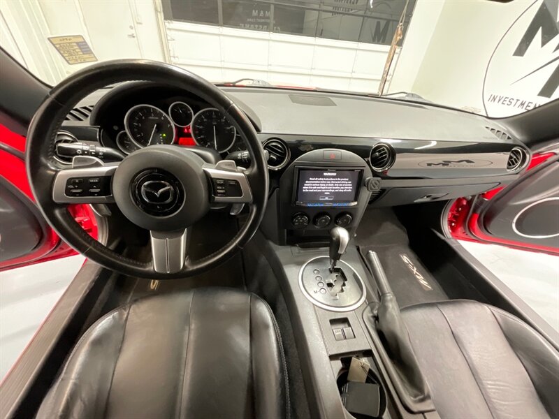 2006 Mazda MX-5 Miata Grand Touring Convertible Leather seats 87K Miles / Race Line wheels & New Tires - Photo 20 - Gladstone, OR 97027