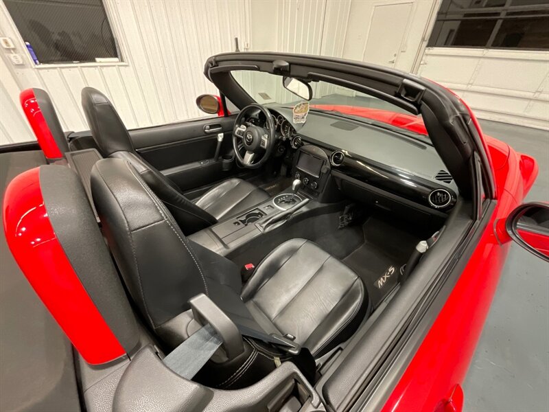 2006 Mazda MX-5 Miata Grand Touring Convertible Leather seats 87K Miles / Race Line wheels & New Tires - Photo 12 - Gladstone, OR 97027