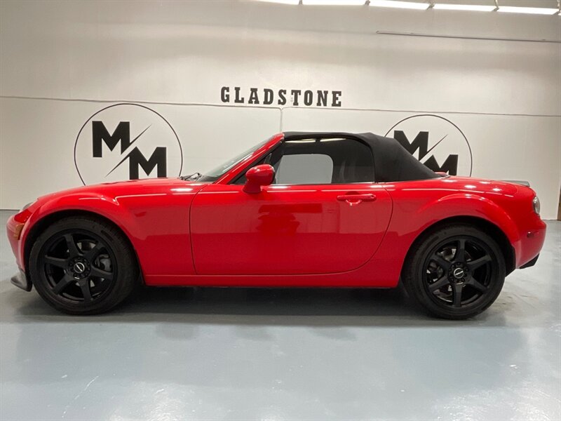 2006 Mazda MX-5 Miata Grand Touring Convertible Leather seats 87K Miles / Race Line wheels & New Tires - Photo 3 - Gladstone, OR 97027