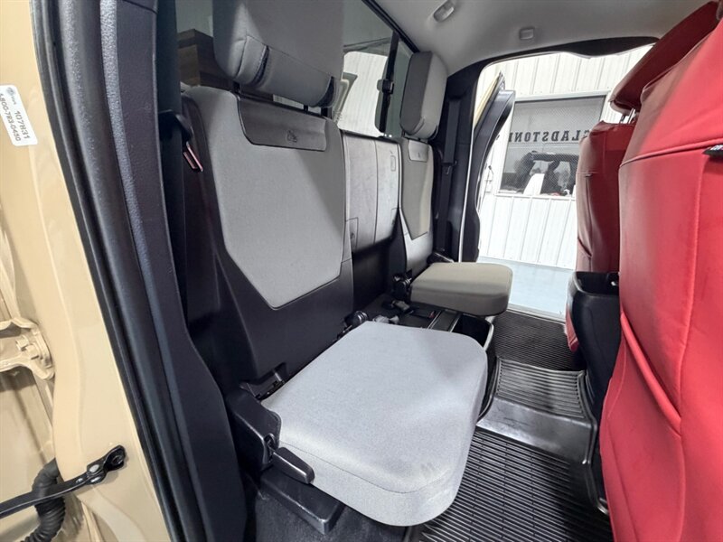 2019 Toyota Tacoma SR V6 3.5L 4X4 / ACESS CAB / LONG BED / ONLY 110K / LOCAL TRUCK / ZERO RUST - Photo 13 - Gladstone, OR 97027