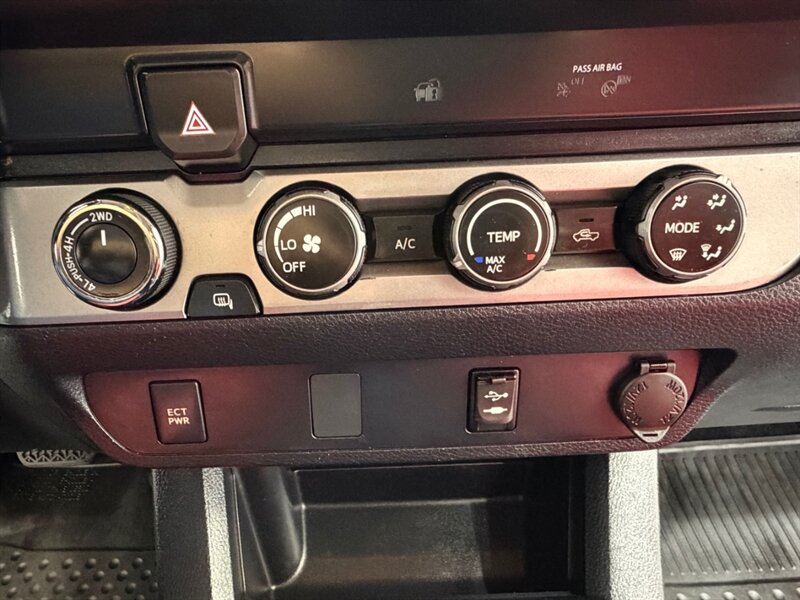 2019 Toyota Tacoma SR V6 3.5L 4X4 / ACESS CAB / LONG BED / ONLY 110K / LOCAL TRUCK / ZERO RUST - Photo 21 - Gladstone, OR 97027