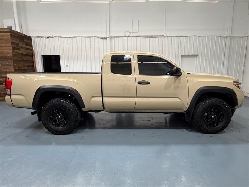 2019 Toyota Tacoma SR V6 3.5L 4X4 / ACESS CAB / LONG BED / ONLY 110K / LOCAL TRUCK / ZERO RUST - Photo 4 - Gladstone, OR 97027