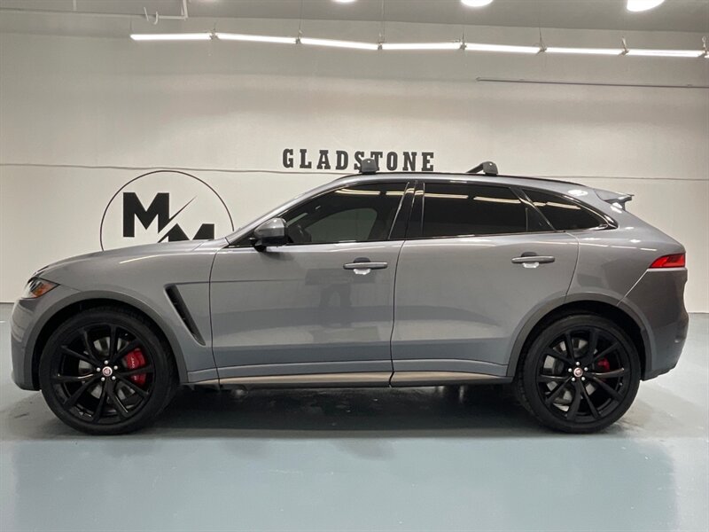 2020 Jaguar F-Pace SVR SPORT UTILITY / AWD / 5.0L V8 / PANO SUNROOF / LOW MILES / RUST FREE - Photo 4 - Gladstone, OR 97027